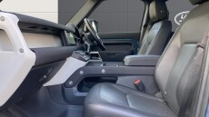 Land Rover Defender 3.0 D250 X-Dynamic SE 110 5dr Auto Diesel Estate